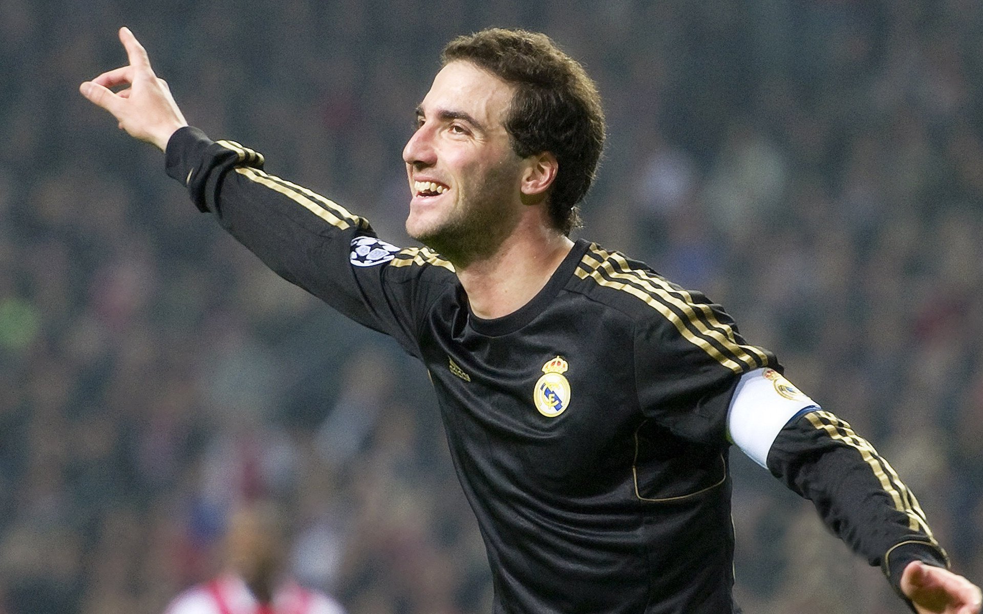 开云电竞官网入口-C罗称世界杯不是梦想梅西称夺世界杯感觉像孩子出生&无比伟大,c罗梅西 世界杯